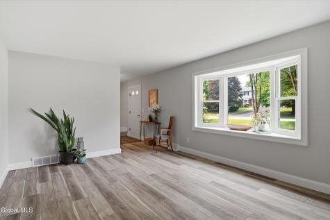 42 Gretel Terrace Ballston Lake NY 12019