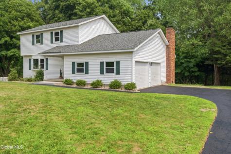 42 Gretel Terrace Ballston Lake NY 12019