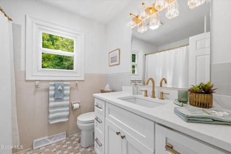 42 Gretel Terrace Ballston Lake NY 12019
