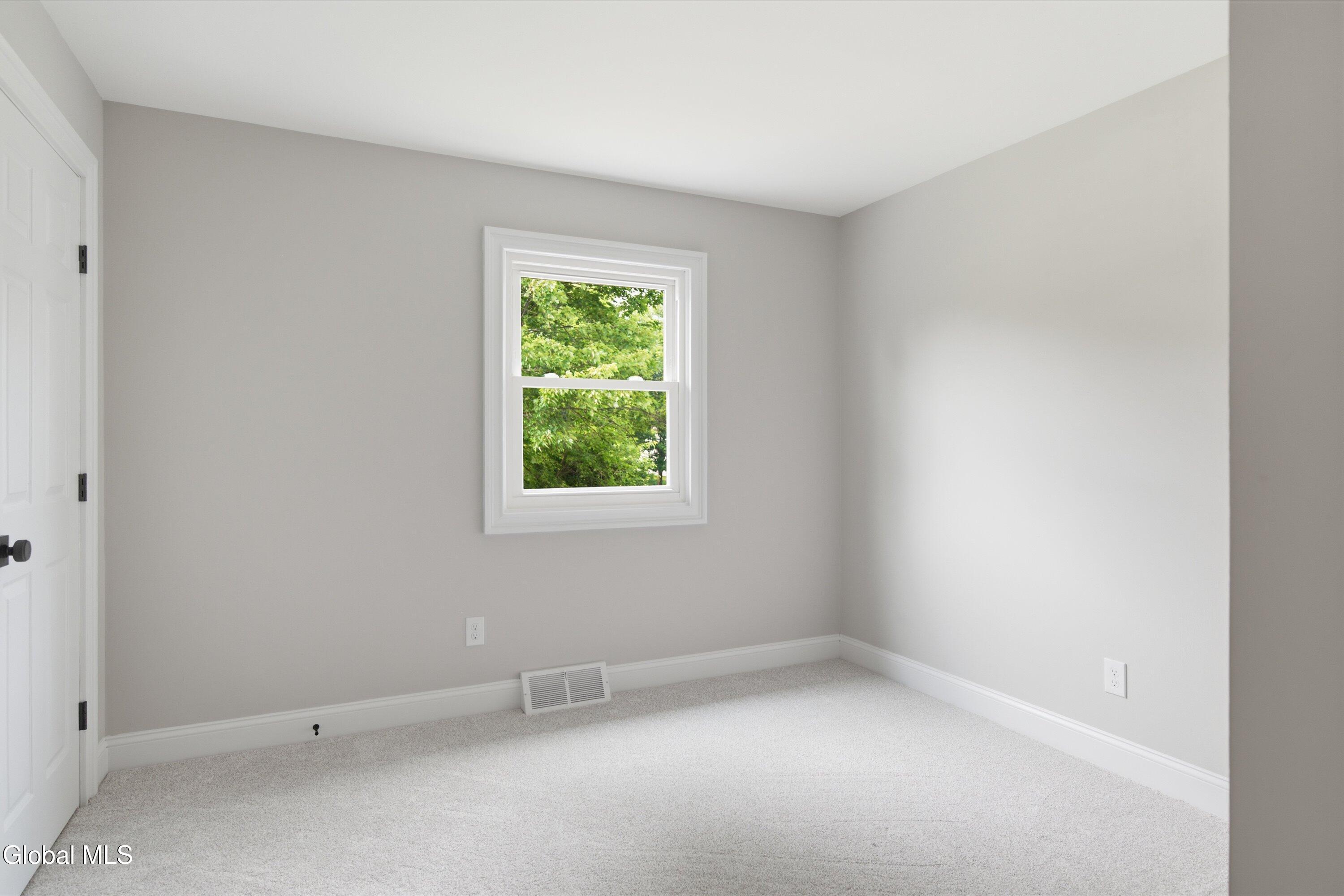 42 Gretel Terrace Ballston Lake NY 12019