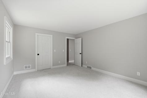 42 Gretel Terrace Ballston Lake NY 12019
