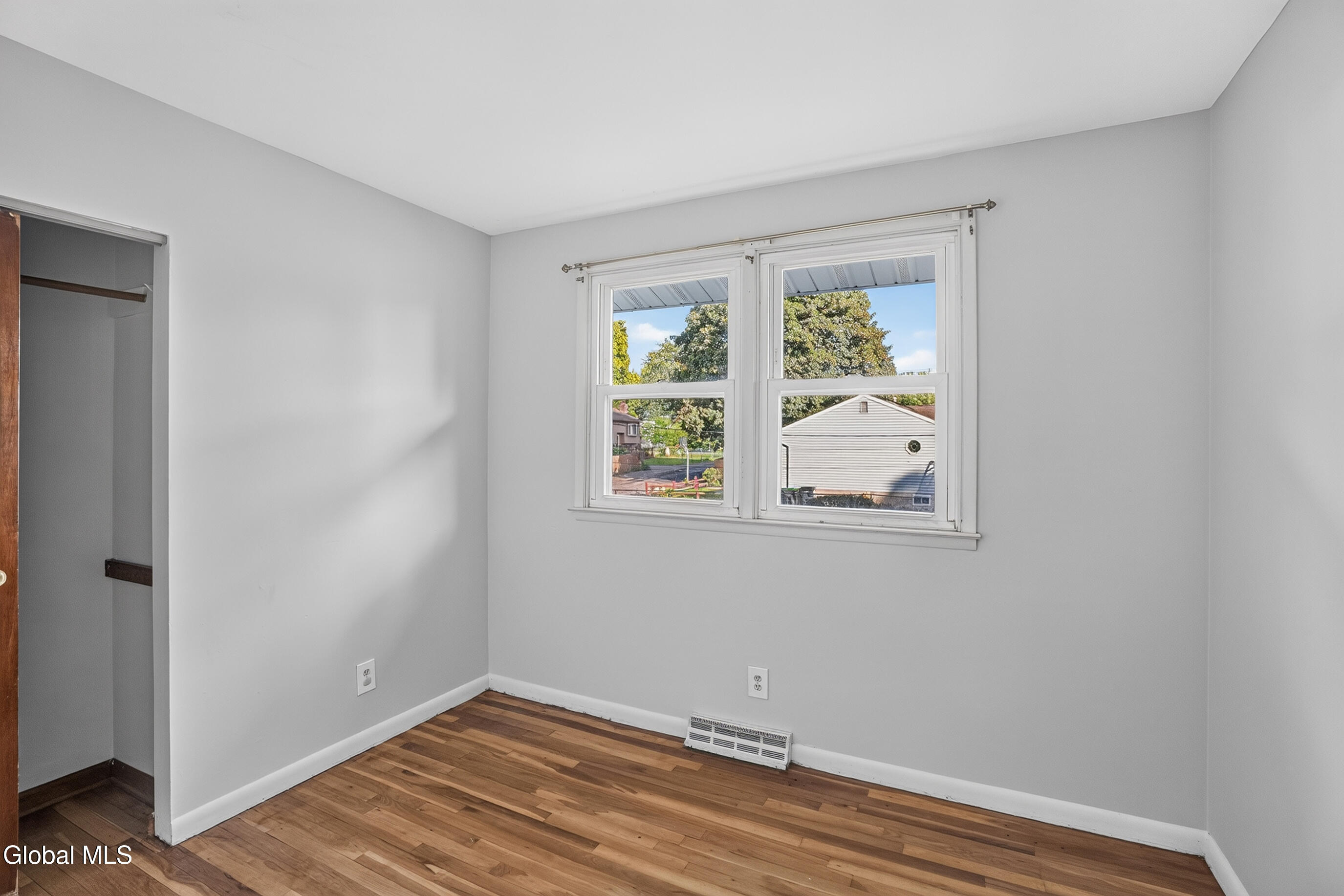 31 Massachusetts Avenue Rensselaer NY 12144
