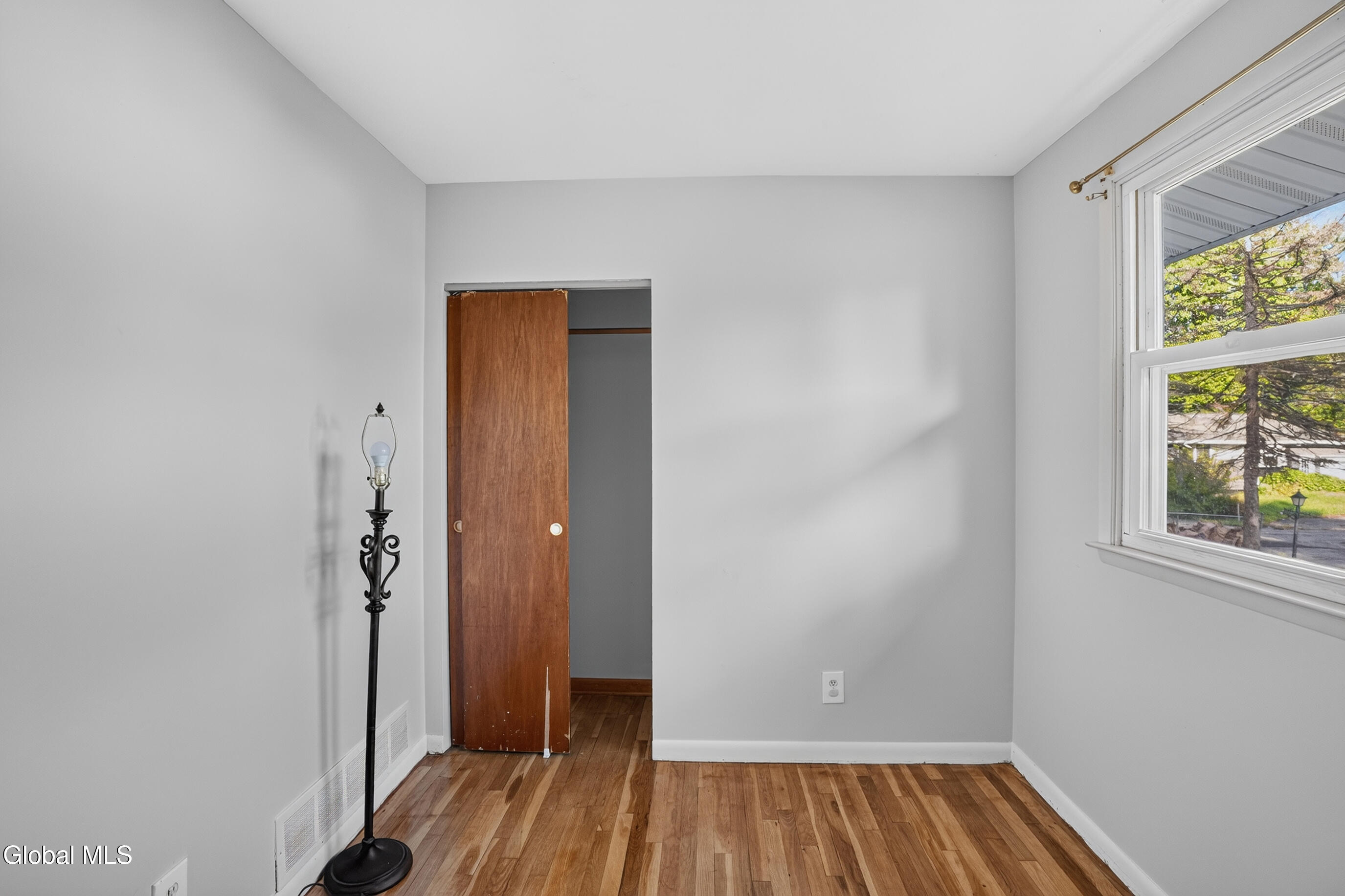 31 Massachusetts Avenue Rensselaer NY 12144