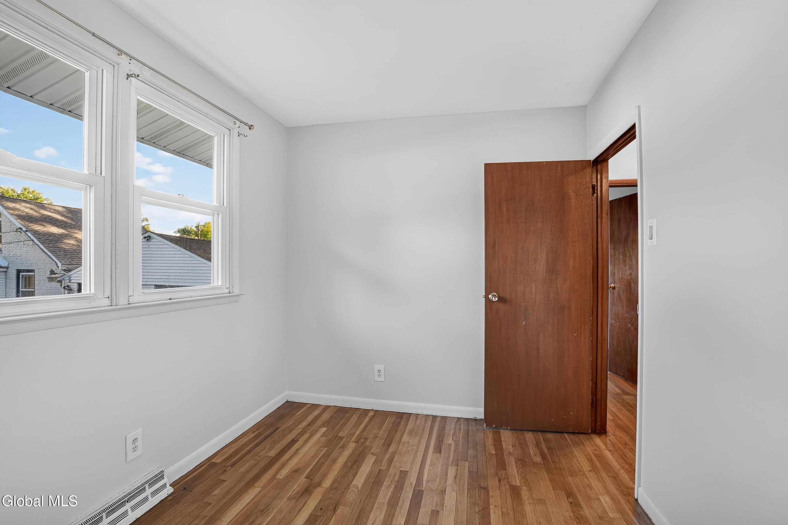 31 Massachusetts Avenue Rensselaer NY 12144