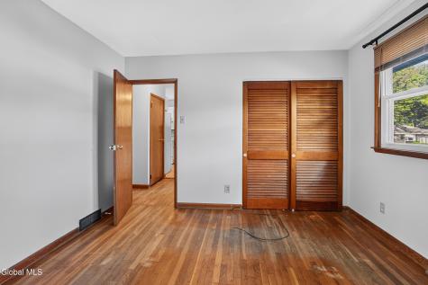 31 Massachusetts Avenue Rensselaer NY 12144