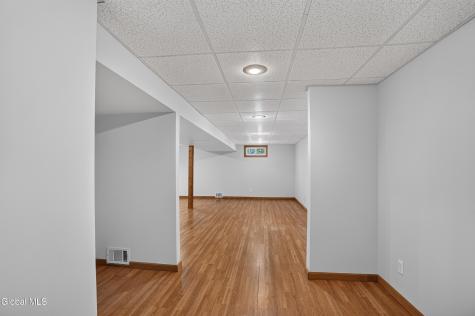 31 Massachusetts Avenue Rensselaer NY 12144