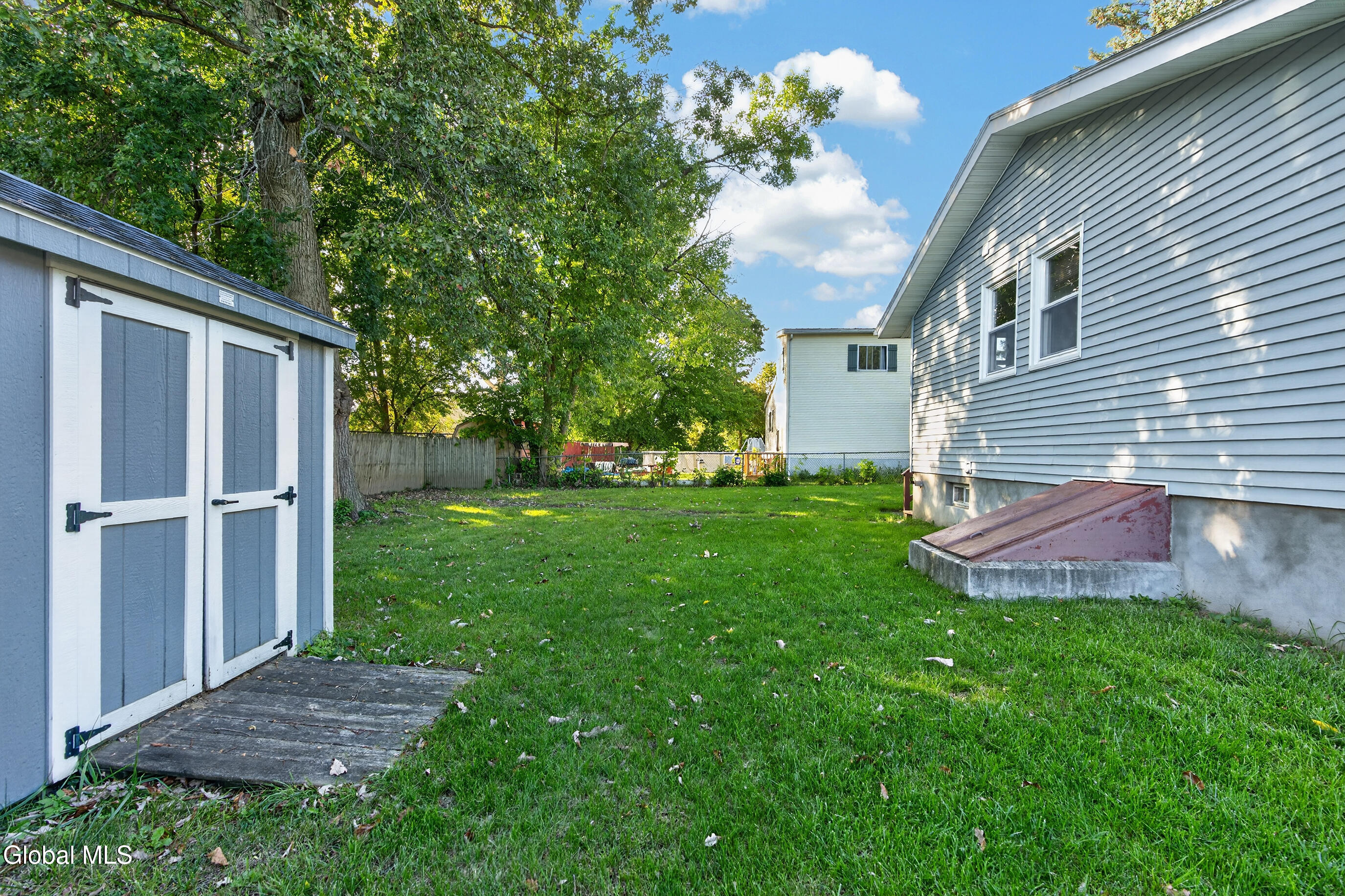 31 Massachusetts Avenue Rensselaer NY 12144