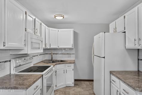 31 Massachusetts Avenue Rensselaer NY 12144