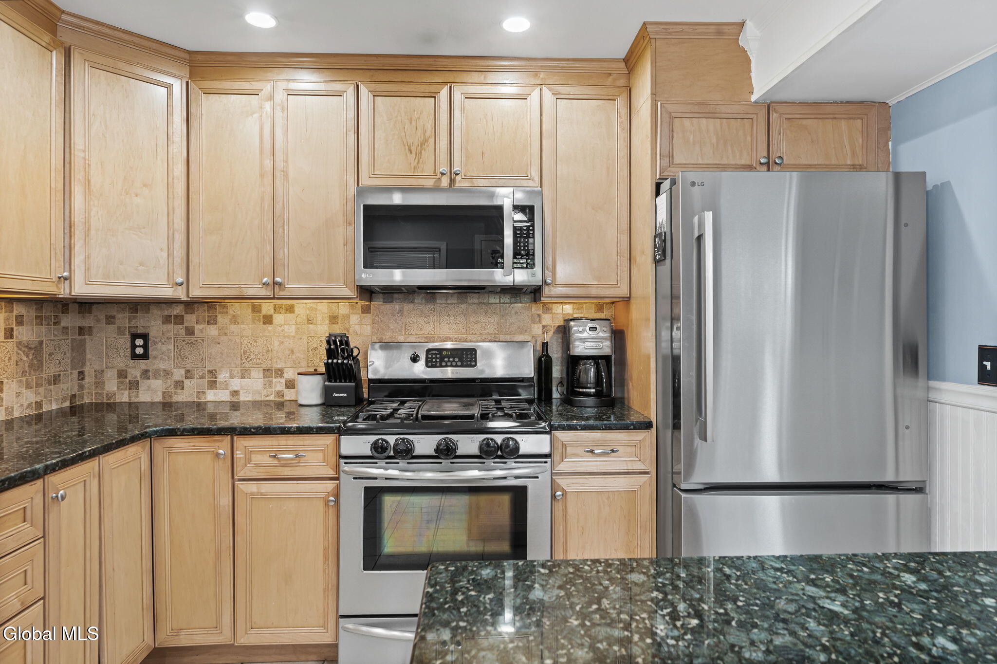17 Ichabod Lane Ballston Spa NY 12020