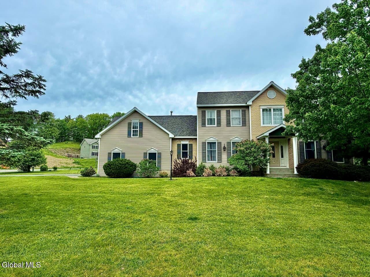 7 Ledgewood Drive Troy NY 12180
