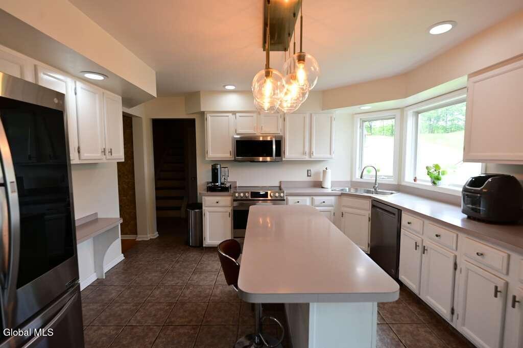 7 Ledgewood Drive Troy NY 12180