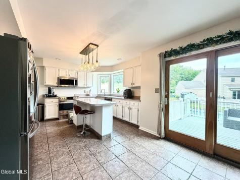 7 Ledgewood Drive Troy NY 12180