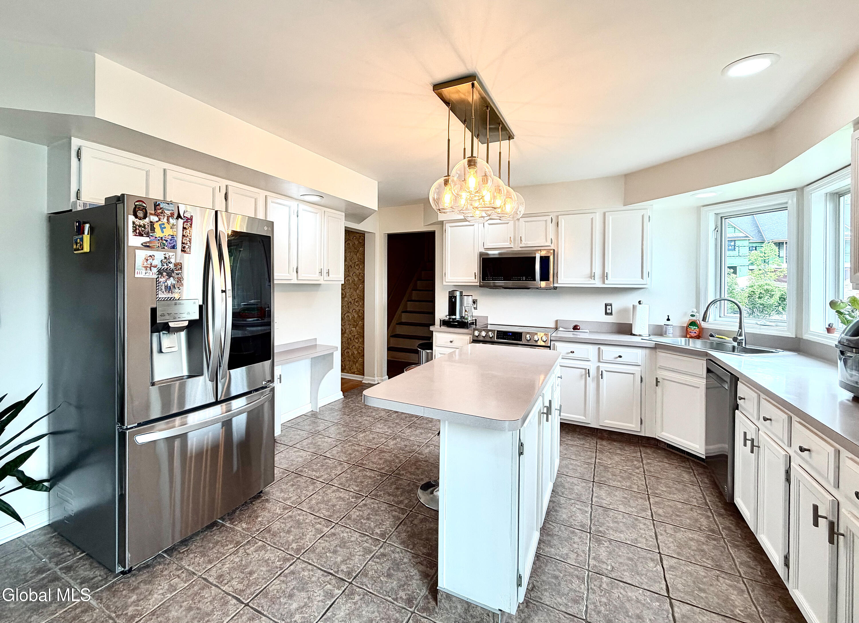7 Ledgewood Drive Troy NY 12180