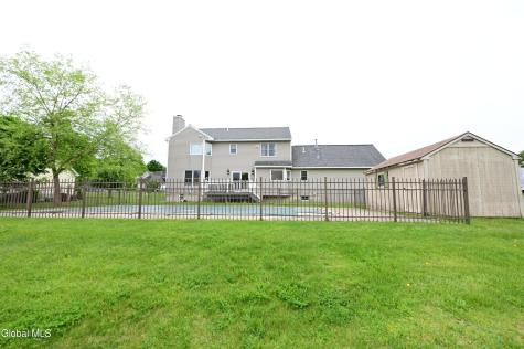 7 Ledgewood Drive Troy NY 12180