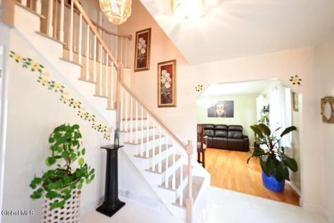 7 Ledgewood Drive Troy NY 12180