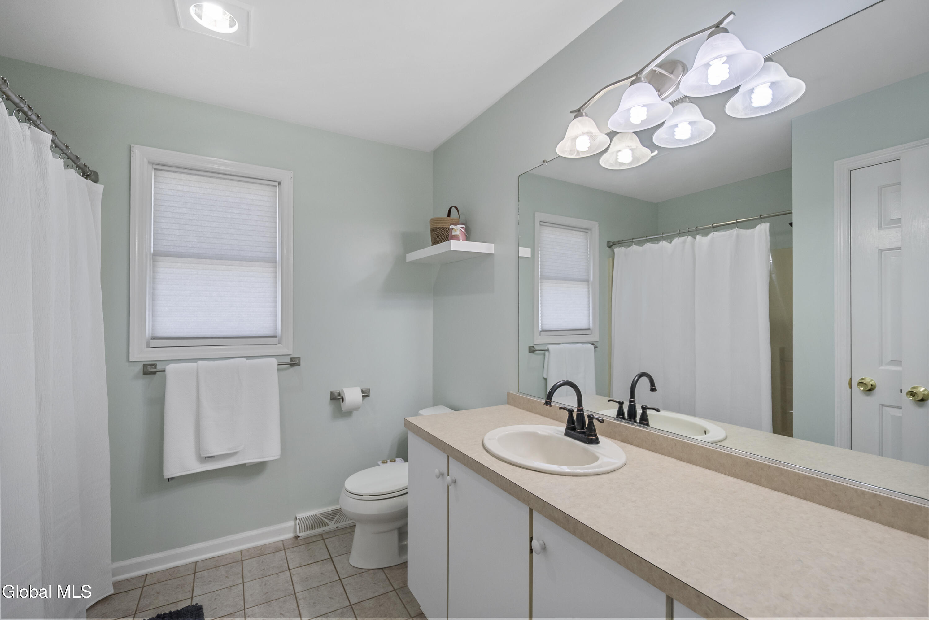 7 Ledgewood Drive Troy NY 12180