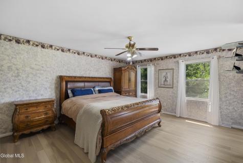 7 Ledgewood Drive Troy NY 12180