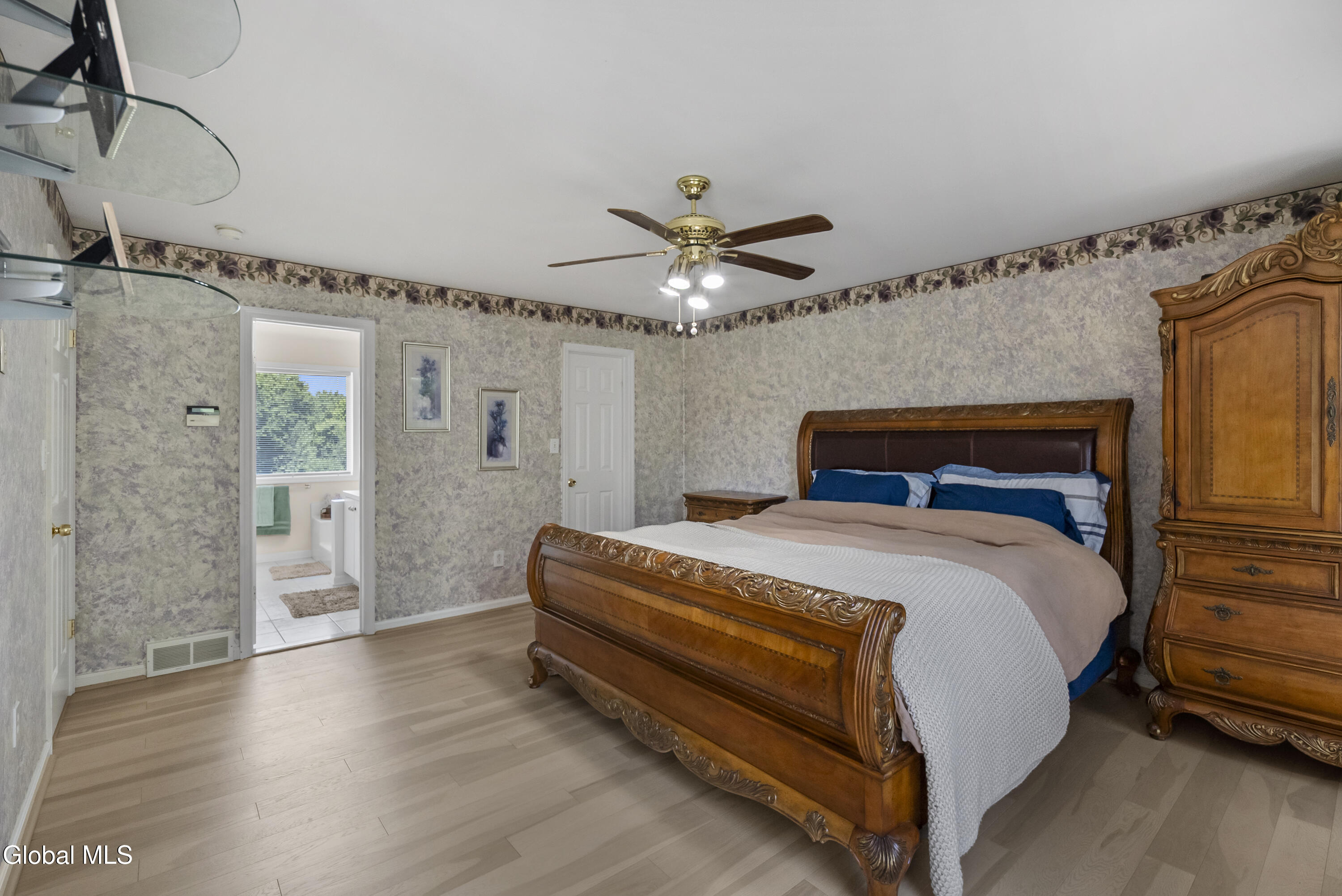 7 Ledgewood Drive Troy NY 12180