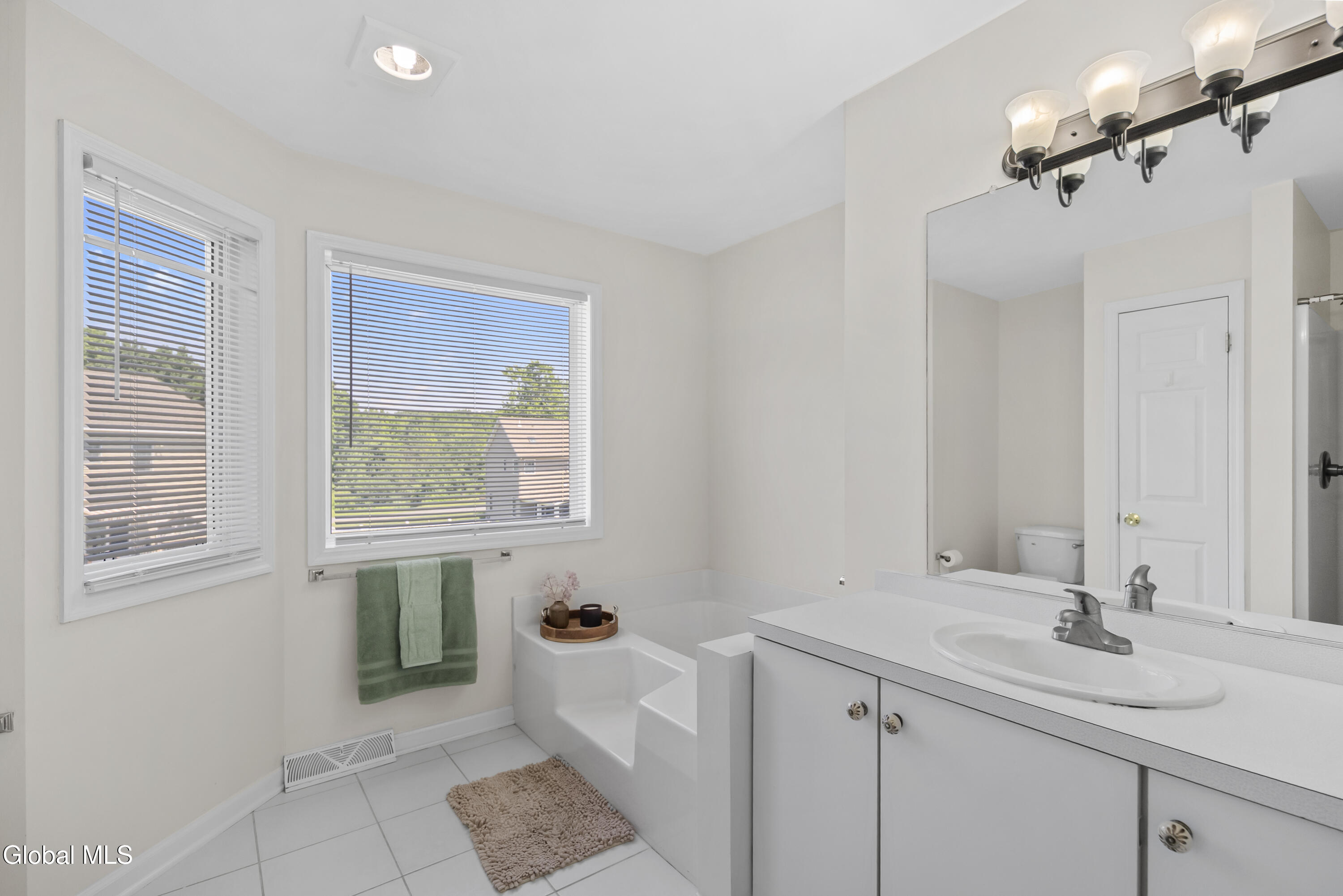 7 Ledgewood Drive Troy NY 12180