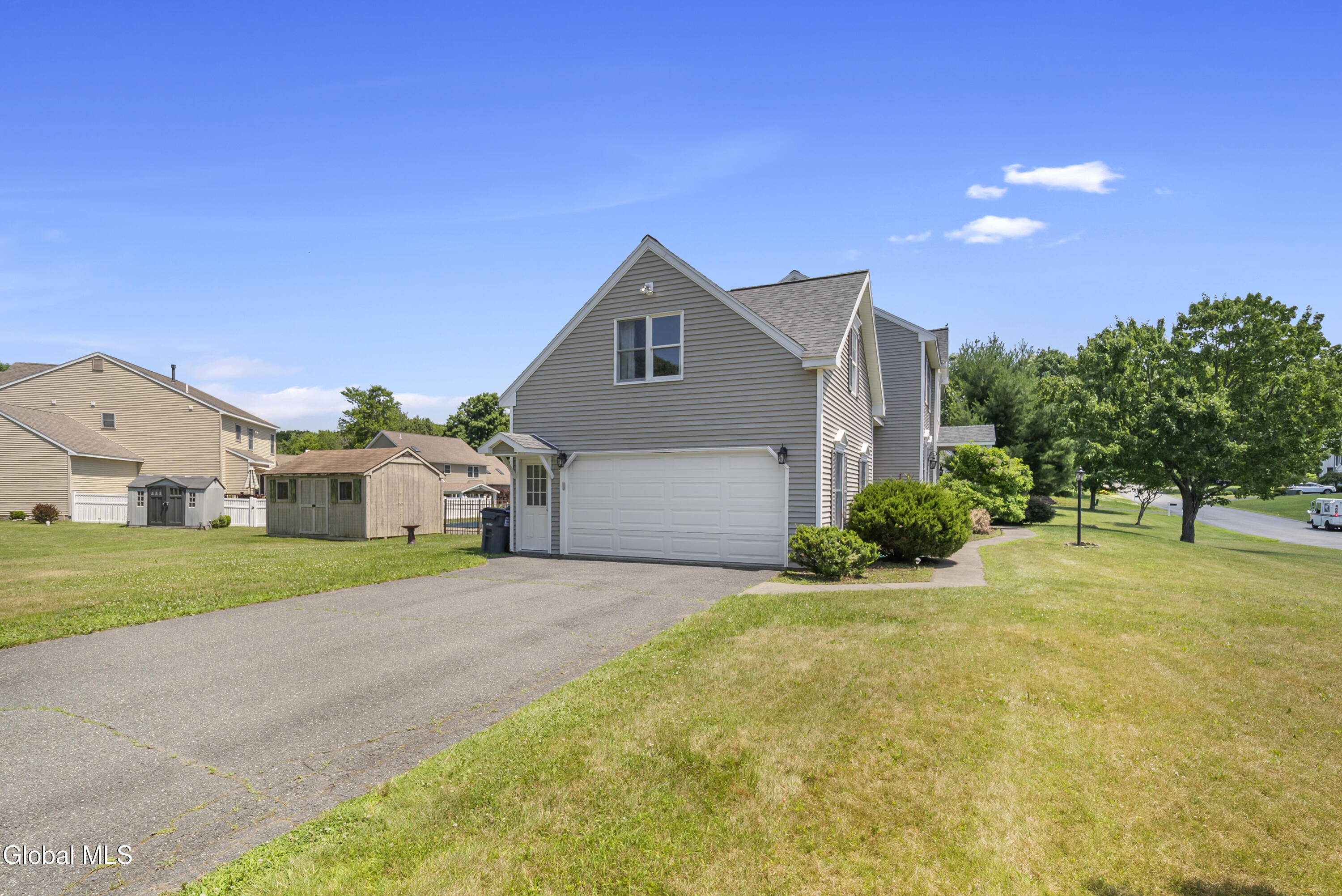 7 Ledgewood Drive Troy NY 12180