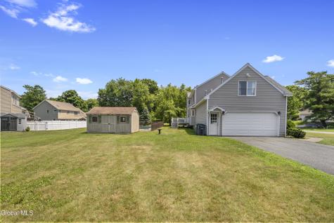 7 Ledgewood Drive Troy NY 12180