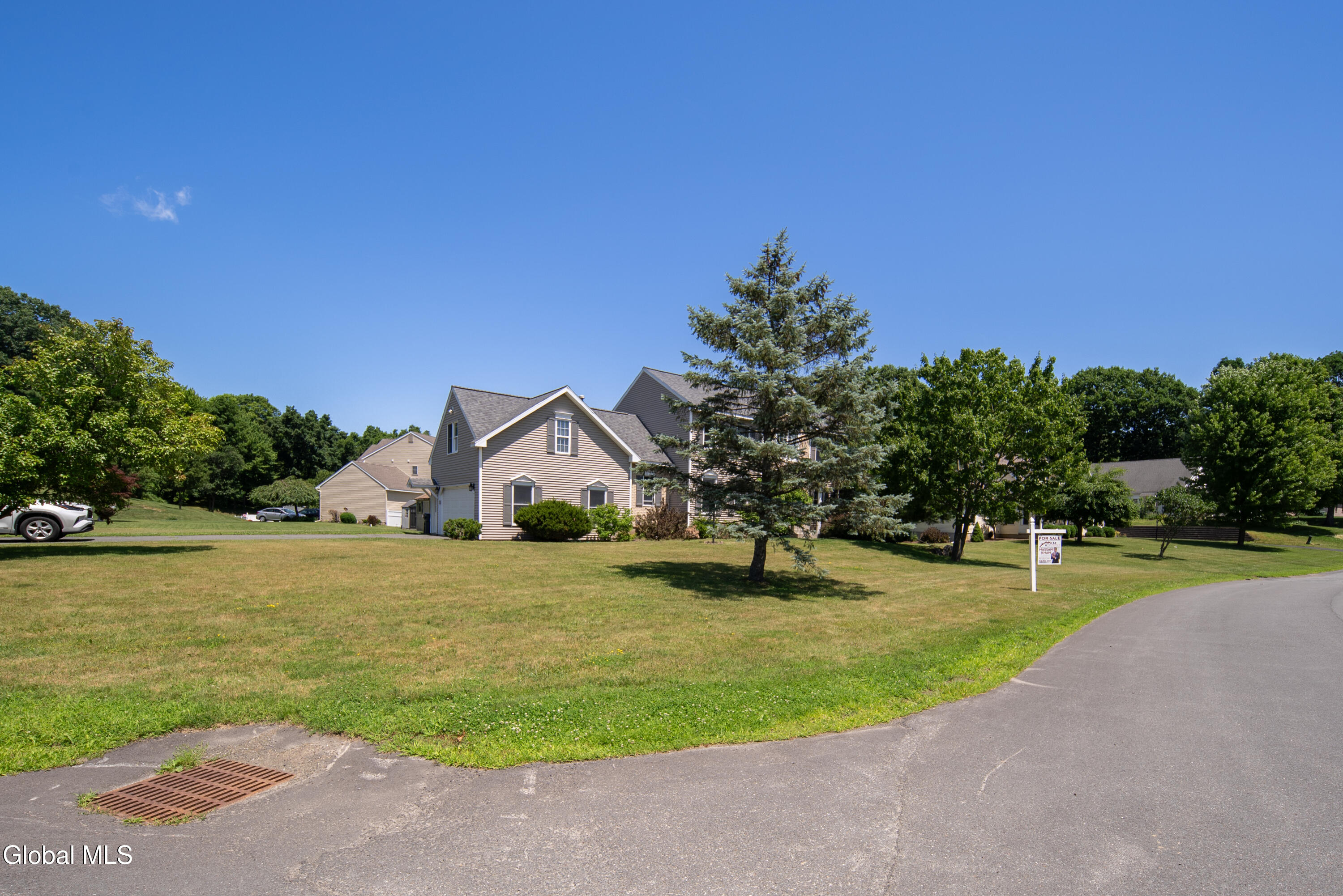 7 Ledgewood Drive Troy NY 12180