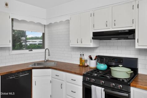 11 Ormond Street Albany NY 12203