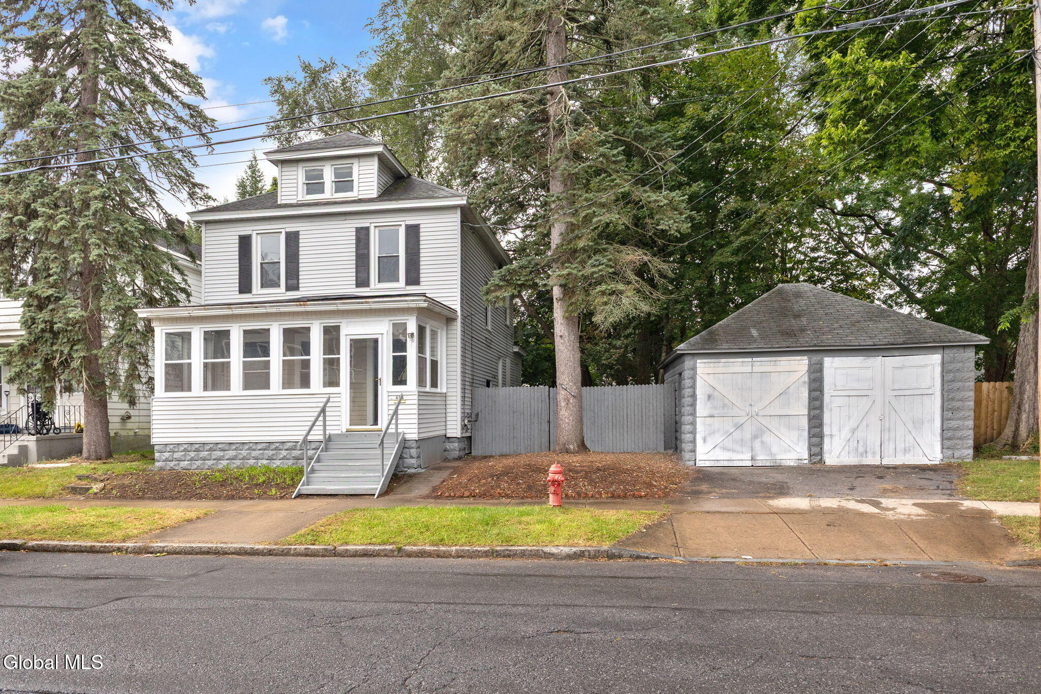 404 Shannon Street Schenectady NY 12306