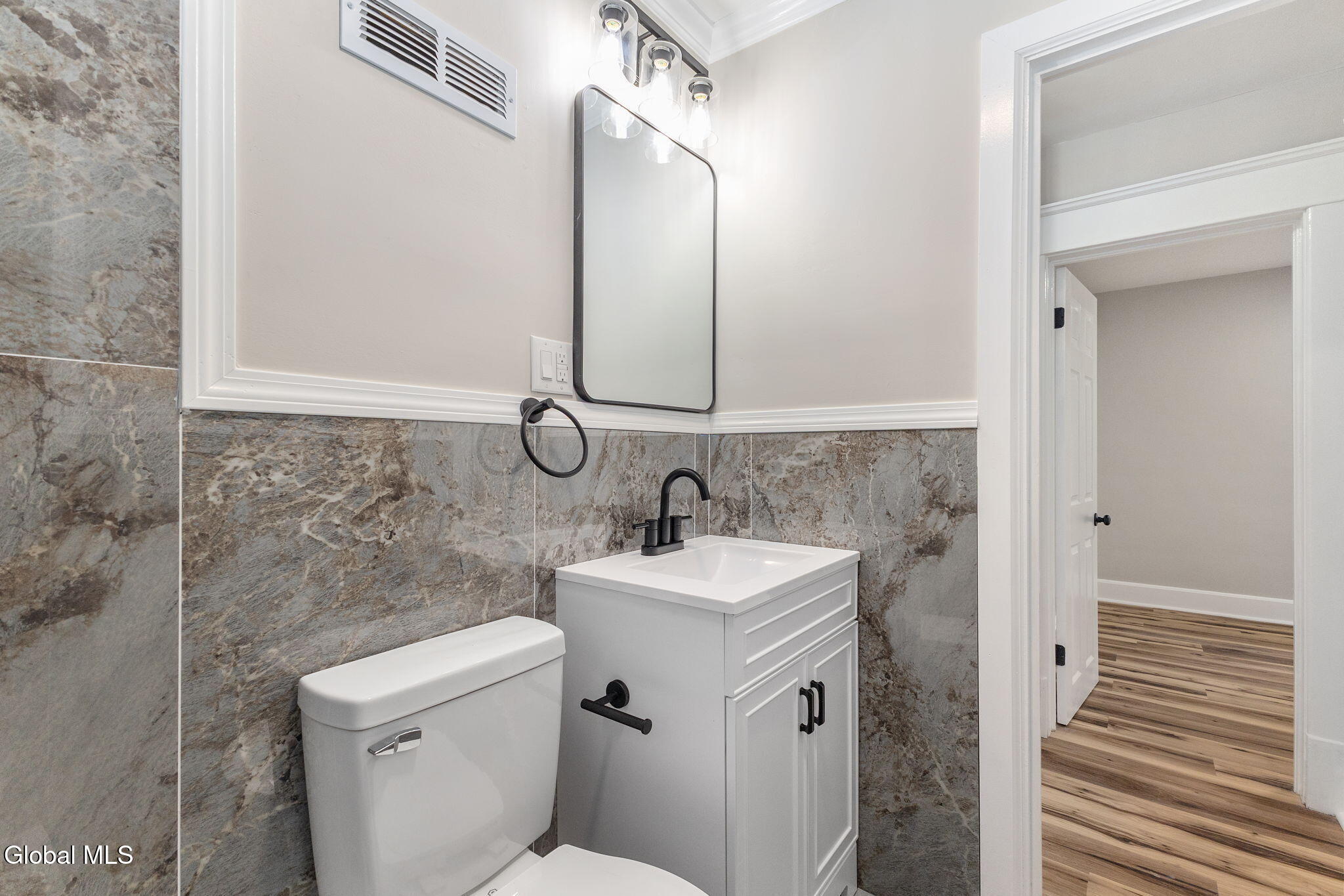 404 Shannon Street Schenectady NY 12306