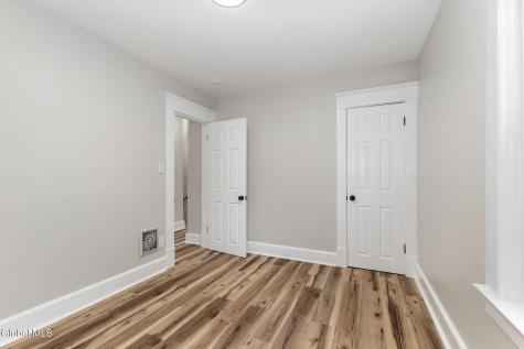 404 Shannon Street Schenectady NY 12306