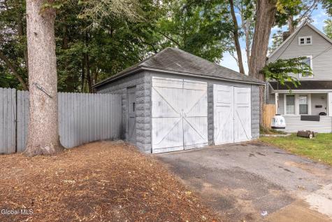 404 Shannon Street Schenectady NY 12306