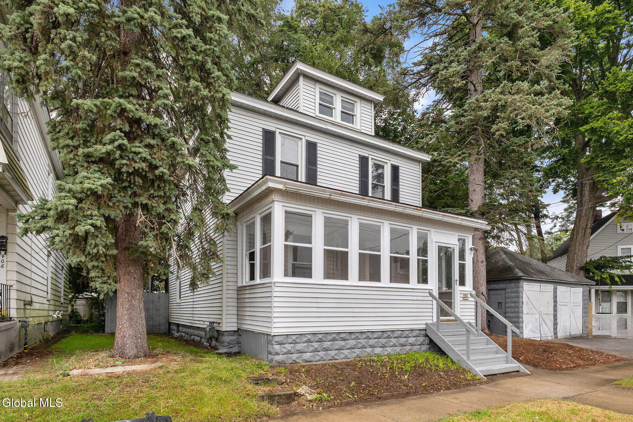 404 Shannon Street Schenectady NY 12306