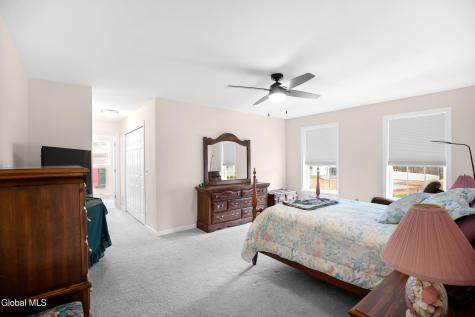 112 Diamond Place Schenectady NY 12306