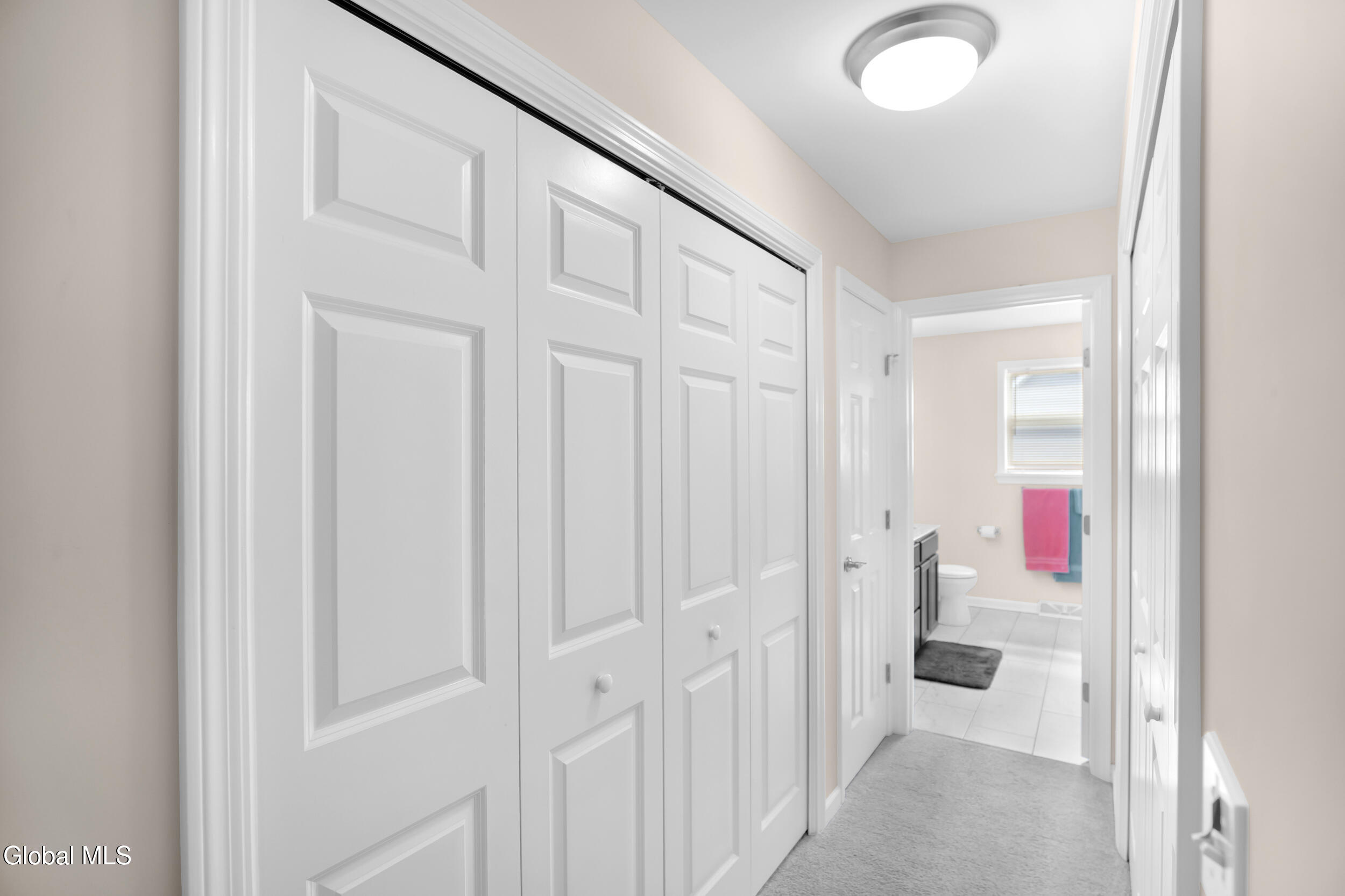 112 Diamond Place Schenectady NY 12306