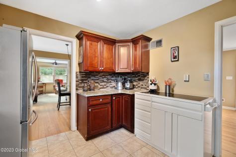 119 Birch Lane Glenville NY 12302