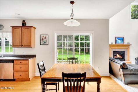 2 Brookhaven Lane East Greenbush NY 12061