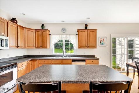 2 Brookhaven Lane East Greenbush NY 12061