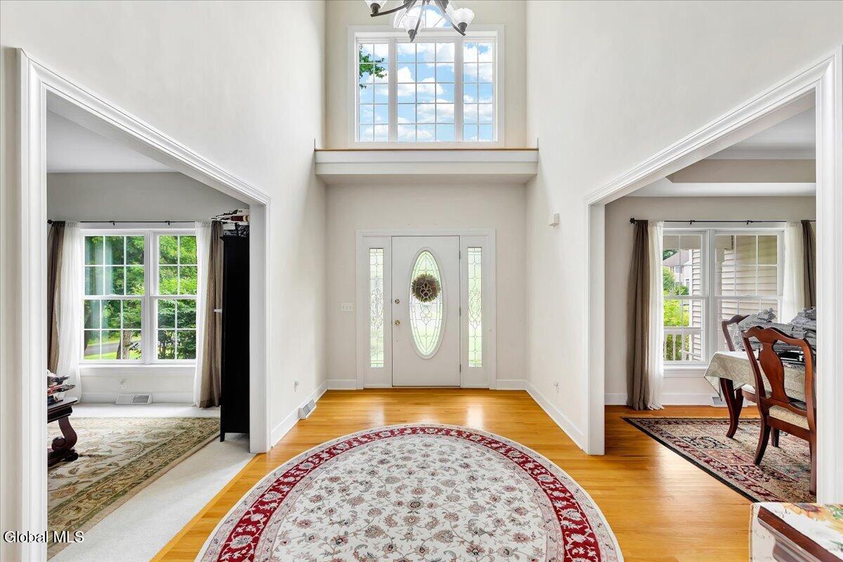 2 Brookhaven Lane East Greenbush NY 12061