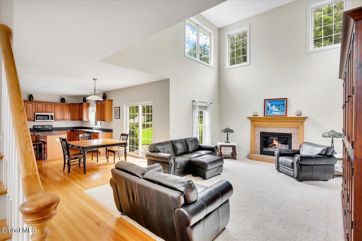 2 Brookhaven Lane East Greenbush NY 12061