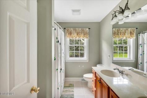 2 Brookhaven Lane East Greenbush NY 12061