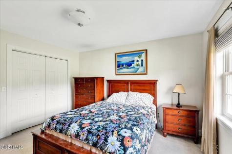 2 Brookhaven Lane East Greenbush NY 12061