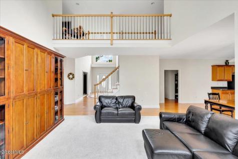 2 Brookhaven Lane East Greenbush NY 12061