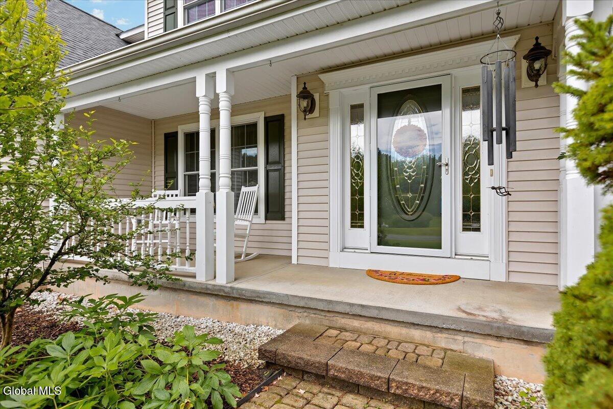2 Brookhaven Lane East Greenbush NY 12061