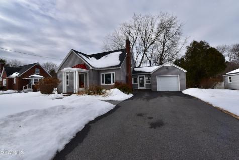 29 Washington Avenue Mechanicville NY 12118