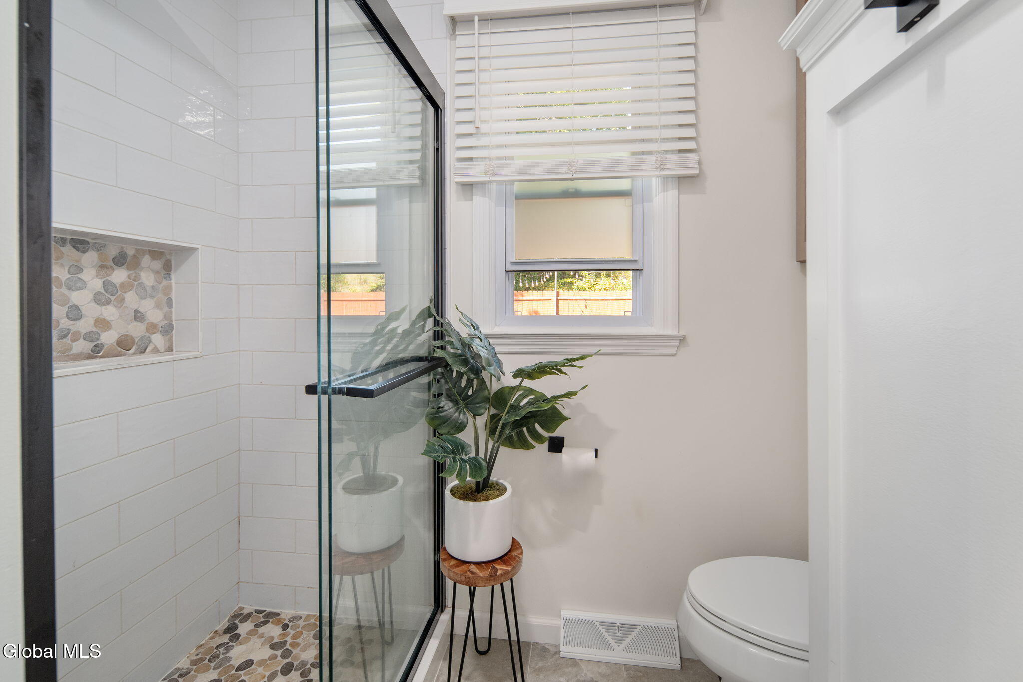 54 Eliot Avenue Albany NY 12203