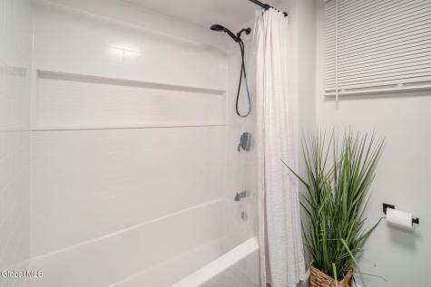 54 Eliot Avenue Albany NY 12203