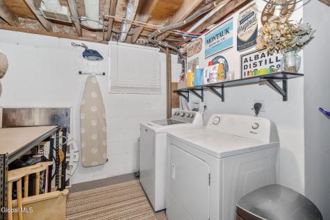 54 Eliot Avenue Albany NY 12203