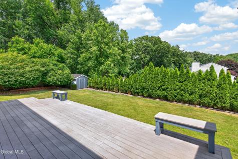 44 Mallard Road Glenmont NY 12077