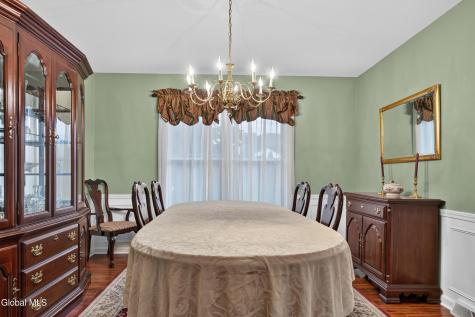 44 Mallard Road Glenmont NY 12077