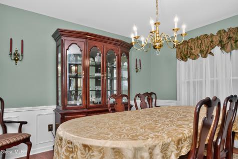 44 Mallard Road Glenmont NY 12077